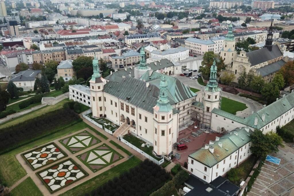 Zlota Centrum Кельце Экстерьер фото